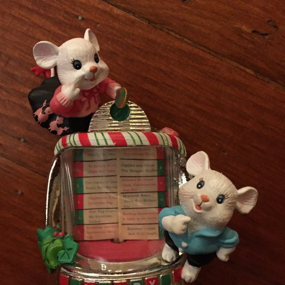 Jukebox Jingles - Carlton Cards Music Ornament - VINTAGE - Picture 8 of 13